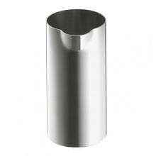 Designed by Arne Jacobsen as part of the Cylinda line, this stainless steel creamer is a scaled down version of the iconic cylindrical shape. Designed by Arne Jacobsen as part of the Cylinda line, this stainless steel creamer is a scaled down version of the iconic cylindrical shape.