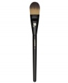 This easy-to-clean, synthetic bristled brush is the perfect partner to all liquid foundations. The tapered edge blends liquid makeup for a natural, even look. Brush hairs are softer, and have a more graduated tip for even, controlled blending.