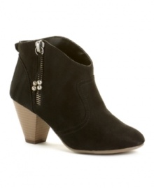 A little bit Western with a whole lot of style. The Payge booties by Madden Girl are jeans' best friend with their chilled-out silhouette and cute zipper detail. A little bit Western with a whole lot of style. The Payge booties by Madden Girl are jeans' best friend with their chilled-out silhouette and cute zipper detail.