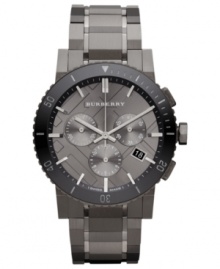 Covered in sleek gray color, this Burberry timepiece brings an eye-catching touch to your wardrobe. Covered in sleek gray color, this Burberry timepiece brings an eye-catching touch to your wardrobe.