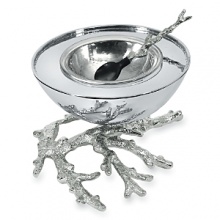 The perfect dish for caviar and other delicacies from the sea. Coral branches out from the highly reflective nested serving dish - and forms the handle of the spoon - to evoke the depth and shimmer of the ocean environment. The perfect dish for caviar and other delicacies from the sea. Coral branches out from the highly reflective nested serving dish - and forms the handle of the spoon - to evoke the depth and shimmer of the ocean environment.