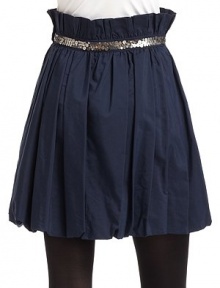 THE LOOKRuffled toplineSequins and sparkle thread trim the waistbandSide hook-and-eye closureAllover pleatsBubble hemTHE FITAbout 19 longTHE MATERIAL65% cotton/35% silkSilk liningCARE & ORIGINDry cleanImported THE LOOKRuffled toplineSequins and sparkle thread trim the waistbandSide hook-and-eye closureAllover pleatsBubble hemTHE FITAbout 19 longTHE MATERIAL65% cotton/35% silkSilk liningCARE & ORIGINDry cleanImported