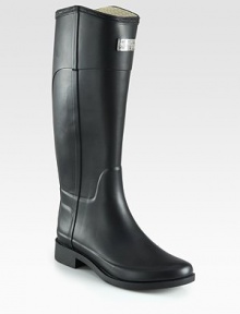 A seasonal staple in tried and true rubber with a logo-detailed metal plaque. Rubber heel, 1¼ (30mm)Shaft, 15¼Leg circumference, 15Rubber upperPull-on styleNylon liningRubber solePadded insoleImported A seasonal staple in tried and true rubber with a logo-detailed metal plaque. Rubber heel, 1¼ (30mm)Shaft, 15¼Leg circumference, 15Rubber upperPull-on styleNylon liningRubber solePadded insoleImported