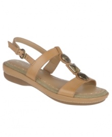 Embellish your summer look with the Niche sandals by Naturalizer. Metal ornaments adorn the vamp for glammed up sandal style. Embellish your summer look with the Niche sandals by Naturalizer. Metal ornaments adorn the vamp for glammed up sandal style.