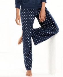 Supreme softness that's light as air. Slip into the snuggly comfort of these baby fleece pajamas pants by Nautica. Supreme softness that's light as air. Slip into the snuggly comfort of these baby fleece pajamas pants by Nautica.