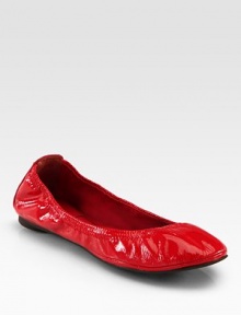 Gleaming patent leather adds a touch of shine to this classic style. Patent leather upperLeather liningRubber solePadded insoleImportedOUR FIT MODEL RECOMMENDS ordering true size. Gleaming patent leather adds a touch of shine to this classic style. Patent leather upperLeather liningRubber solePadded insoleImportedOUR FIT MODEL RECOMMENDS ordering true size.