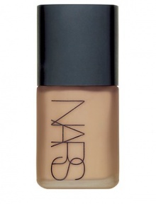 Lightweight texture provides slightly more coverage for a soft, matte finish. The addition of special skin conditioners helps keep this oil-free formula from appearing thick or dry. Ideal for normal, normal-to-oily and oily skin types. Enriched with Panthenol and Vitamins A, D and E to moisturize and revitalize the texture and appearance of the skin, while providing amazing, lasting coverage. 1 oz. Lightweight texture provides slightly more coverage for a soft, matte finish. The addition of special skin conditioners helps keep this oil-free formula from appearing thick or dry. Ideal for normal, normal-to-oily and oily skin types. Enriched with Panthenol and Vitamins A, D and E to moisturize and revitalize the texture and appearance of the skin, while providing amazing, lasting coverage. 1 oz.