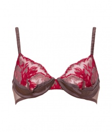 Delicate yet sultry, this lace-laden La Perla bra will add a sexy kick to any look - Underwire, soft lace cups, scalloped trim, adjustable straps, back hook and eye closures - Perfect under evening ensembles or pared with matching panties for stylish lounging