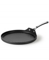Grilling doesn't have to be an outdoor-only activity. This grill pan from Simply Calphalon cooks up hearty steaks and juicy burgers, searing on grill marks and sealing in flavors with its ridged hard-anodized surface, double coated with an exclusive nonstick formula. 10-year warranty.