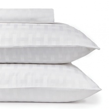 Pratesi, the world's legendary linen maker presents Hotel Sweet Hotel; the linen of choice for elite hotels and discerning clientele around the globe. Pratesi, the world's legendary linen maker presents Hotel Sweet Hotel; the linen of choice for elite hotels and discerning clientele around the globe.