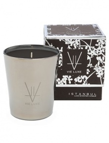 Exotic Turkish tea blends with amber blue iris and black orchid. Created from all-natural beeswax combined with unique botanical waxes and the rarest and most seductive fine fragrance oils from around the world. Presented in nickel-finished glass. 60-hour burn time. 8 oz. Exotic Turkish tea blends with amber blue iris and black orchid. Created from all-natural beeswax combined with unique botanical waxes and the rarest and most seductive fine fragrance oils from around the world. Presented in nickel-finished glass. 60-hour burn time. 8 oz.