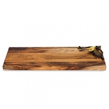 A uniquely shaped cutting board that takes its inspiration from the form and texture found in foliage on a trip to Sorrento. Ideal for cutting up fruit, bread or cheese. A uniquely shaped cutting board that takes its inspiration from the form and texture found in foliage on a trip to Sorrento. Ideal for cutting up fruit, bread or cheese.
