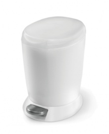 Trash it. This simplehuman garbage can keeps bathroom and office areas neat and tidy, squeezing seamlessly into any small space. Choose from black or white plastic. Trash it. This simplehuman garbage can keeps bathroom and office areas neat and tidy, squeezing seamlessly into any small space. Choose from black or white plastic.