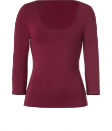 Luxe top in fine red-brown stretch viscose - really pleasant and soft material - figure enhancing, fitted cut with feminine round neck decollete - trendy 3/4 sleeves - your fave basic for many occasions from work to parties - put it with hot leggings, cool skinny jeans, a stylish pencil skirt or an elegant suit Luxe top in fine red-brown stretch viscose - really pleasant and soft material - figure enhancing, fitted cut with feminine round neck decollete - trendy 3/4 sleeves - your fave basic for many occasions from work to parties - put it with hot leggings, cool skinny jeans, a stylish pencil skirt or an elegant suit