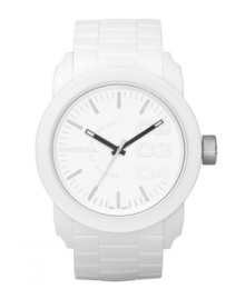 Bleached out and bold. Highlight your style with this watch by Diesel crafted of white faux-link textured silicone bracelet and round plastic case. White dial features applied stick indices, numerals at two, three and four o'clock, minute track, three hands and logo at nine o'clock. Quartz movement. Water resistant to 30 meters. Two-year limited warranty.