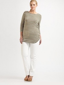 Classic stripes give this stretch cotton design a nautical-chic look as the ruched details flatter the body.Round neckThree-quarter sleevesFitted styleSide zipperCurved hemAbout 29 from shoulder to hem95% cotton/5% spandexMachine washImported Classic stripes give this stretch cotton design a nautical-chic look as the ruched details flatter the body.Round neckThree-quarter sleevesFitted styleSide zipperCurved hemAbout 29 from shoulder to hem95% cotton/5% spandexMachine washImported