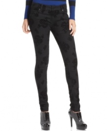 Tinseltown equips these skinny jeans with a tapestry-evoking jacquard print that's trés chic and easy to wear! Style the denim with any one of your fall-ready sweaters for a look that's supremely textured. Tinseltown equips these skinny jeans with a tapestry-evoking jacquard print that's trés chic and easy to wear! Style the denim with any one of your fall-ready sweaters for a look that's supremely textured.