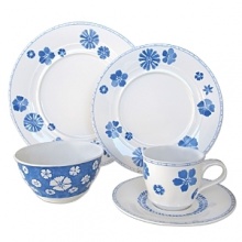 Whether you serve salad as the first course or as a side dish, this salad plate is a lovely serving dish for any number of tossed greens. Whether you serve salad as the first course or as a side dish, this salad plate is a lovely serving dish for any number of tossed greens.