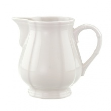 The Villeroy & Boch Manoir dinnerware collection offers mannered elegance with simple modern shapes that respect craft and classic design. With a scalloped edge, this fine creamer brings sophistication to tea time, adding another dimension to your complete table setting. The Villeroy & Boch Manoir dinnerware collection offers mannered elegance with simple modern shapes that respect craft and classic design. With a scalloped edge, this fine creamer brings sophistication to tea time, adding another dimension to your complete table setting.