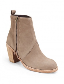 THE LOOKWestern-inspired nubuck upperSide zipper with fringe pullBack tabContrast stitching around the outsolePadded insoleStacked heel, 3½ (90mm)THE MATERIALNubuck upperFabric liningLeather soleORIGINImported THE LOOKWestern-inspired nubuck upperSide zipper with fringe pullBack tabContrast stitching around the outsolePadded insoleStacked heel, 3½ (90mm)THE MATERIALNubuck upperFabric liningLeather soleORIGINImported