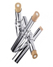 Bio Lift Concealer is a powerhouse formula that combines innovative technology with an ultra-smooth color coverage for an amazing double impact. The clear core delivers a concentrated anti-wrinkle hexapeptide that relaxes existing lines and prevents new ones from forming. The lift-reflecting pigments take years away from your dark circles without collecting in fine lines. Bio Lift Concealer is a powerhouse formula that combines innovative technology with an ultra-smooth color coverage for an amazing double impact. The clear core delivers a concentrated anti-wrinkle hexapeptide that relaxes existing lines and prevents new ones from forming. The lift-reflecting pigments take years away from your dark circles without collecting in fine lines.