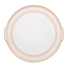 The Samarkand bone china collection by Villeroy & Boch combines stylish, exotic elements with timeless elegance. Precious golden bands and chains decorate this pure white bone china pattern. Warm ivory tones add a harmonious touch. Mix and match with coordinating Mosaic-designed pieces for a look that is truly your own.