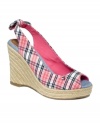 As all-American as a summer BBQ. The Hillary sandals by Tommy Hilfiger combine casual cotton twill and a summery espadrille wedge heel.