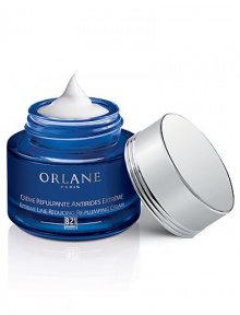 Extreme Line Reducing Re-Plumping Cream. An innovative new formula that addresses deep lines and wrinkles and takes into account damage from environmental and biological trauma. An exceptional treatment that fights deep wrinkles at their very source. Plumps up lines by guiding healthy fibroblasts to damaged areas. Triple action formula with an all-new active ingredient derived from elastin is combined with Memoxyle to stimulate skin regeneration. Extreme Line Reducing Re-Plumping Cream. An innovative new formula that addresses deep lines and wrinkles and takes into account damage from environmental and biological trauma. An exceptional treatment that fights deep wrinkles at their very source. Plumps up lines by guiding healthy fibroblasts to damaged areas. Triple action formula with an all-new active ingredient derived from elastin is combined with Memoxyle to stimulate skin regeneration.