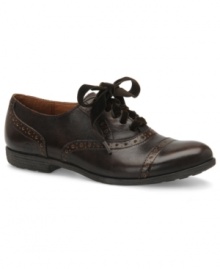 Oh boy! Mens' wear detailing takes a stylish turn in Born's burnished full-grain leather upper flat. They're a classic essential for any fall wardrobe. Oh boy! Mens' wear detailing takes a stylish turn in Born's burnished full-grain leather upper flat. They're a classic essential for any fall wardrobe.