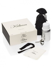 A tobacco composition built on notes that range from honey and fruits, to woods and ambers. A 3.4 oz. reference to refill your bottle wherever you are in the world. A tobacco composition built on notes that range from honey and fruits, to woods and ambers. A 3.4 oz. reference to refill your bottle wherever you are in the world.