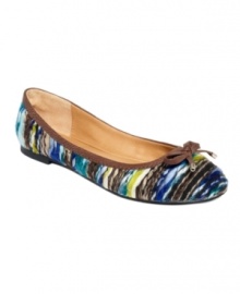 With a pretty, colorful wool fabric upper, Report's Brigid flats will fit in nicely with your most treasured outfits. With a pretty, colorful wool fabric upper, Report's Brigid flats will fit in nicely with your most treasured outfits.