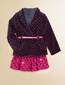 A poppy layer with bright polka-dots and a matching belt with a bold patent finish.Notch lapelOpen front with synthetic leather beltAngled front flap pocketsBack ventFully lined98% cotton/2% elastaneMachine washImported A poppy layer with bright polka-dots and a matching belt with a bold patent finish.Notch lapelOpen front with synthetic leather beltAngled front flap pocketsBack ventFully lined98% cotton/2% elastaneMachine washImported