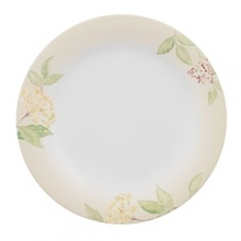 The Green Garland collection is composed of pure white fine china. Each piece features a light, fresh floral treatment in soft shades of green and yellow. Shape is always important and Villeroy & Boch, offering tableware pieces in this collection in round or oblong to create a decidedly modern approach. The Green Garland collection is composed of pure white fine china. Each piece features a light, fresh floral treatment in soft shades of green and yellow. Shape is always important and Villeroy & Boch, offering tableware pieces in this collection in round or oblong to create a decidedly modern approach.