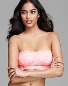 A great alternative to your typical strapless bra. A pretty lace bandeau with an elastic strip on top and bottom for a secure fit. A great alternative to your typical strapless bra. A pretty lace bandeau with an elastic strip on top and bottom for a secure fit.