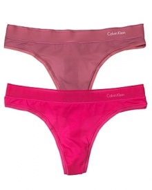 Calvin Klein's lightweight thong with signature logo detail gets an update in new fashion colors! Calvin Klein's lightweight thong with signature logo detail gets an update in new fashion colors!