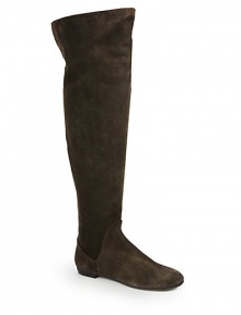 THE LOOKRound toeBack zipperNotched backPadded insoleShaft, 21Leg circumference, 17THE MATERIALSuede upperLeather lining and soleORIGINMade in Italy THE LOOKRound toeBack zipperNotched backPadded insoleShaft, 21Leg circumference, 17THE MATERIALSuede upperLeather lining and soleORIGINMade in Italy