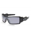 Rugged and ready for battle are these Oil Rig sunglasses by Oakley. The unique curve on the patterned frame allows medium-size faces to get a precise fit that doesn't stick out at the sides. The sculpturally integrated hinges are engineered with dual-cam action and the linear ear stems provide a comfortably secure grip. The lenses are polarized and offer 100% UV protection.