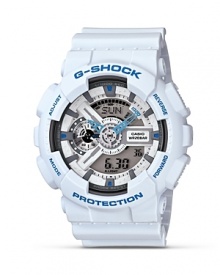 Designed for maximum performance and style, this digital watch from G-Shock - with a 200 meter water resistance, stopwatch, and multiple alarms - has the look you want and the features you need.