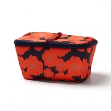 This insulated lunch carrier keeps food hot or cold for up to 3 hours and collapses to the size of a wallet for easy storage. 50% made from recycled fibers from plastic bottles, it is reusable letting you cut down on waste. This insulated lunch carrier keeps food hot or cold for up to 3 hours and collapses to the size of a wallet for easy storage. 50% made from recycled fibers from plastic bottles, it is reusable letting you cut down on waste.