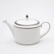 A beautiful collection for formal dining in white fine bone china with delicate platinum-hued rim accents. A beautiful collection for formal dining in white fine bone china with delicate platinum-hued rim accents.