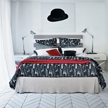 A wonderfully cozy duvet is always a pleasure. Specially if it has a smart geometric design with classic details like the embroidered logo and contrasting border in neutral colors. Smart style for your bedroom. A wonderfully cozy duvet is always a pleasure. Specially if it has a smart geometric design with classic details like the embroidered logo and contrasting border in neutral colors. Smart style for your bedroom.