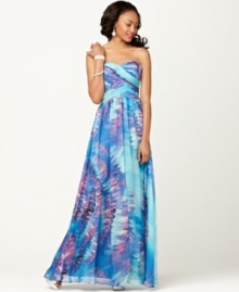 A colorful print gives this evening gown by JS Boutique a splash of personality while still looking utterly elegant! A colorful print gives this evening gown by JS Boutique a splash of personality while still looking utterly elegant!