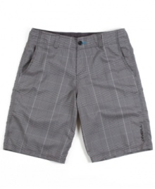 In the sea or on land, these O'Neil board shorts will keep your beach style in check. In the sea or on land, these O'Neil board shorts will keep your beach style in check.