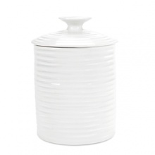 This set of dinnerware designed by famed cook and food writer Sophie Conran offers a modern organic aesthetic in unique shapes for an elegant and durable everyday collection. This set of dinnerware designed by famed cook and food writer Sophie Conran offers a modern organic aesthetic in unique shapes for an elegant and durable everyday collection.