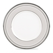 The epitome of timeless beauty, kate spade's Palmetto Bay china makes an elegant presentation for fine dining occasions. Accented with platinum bands, the simple yet sophisticated collection lends an air of distinction to holidays, intimate gatherings and celebrations.