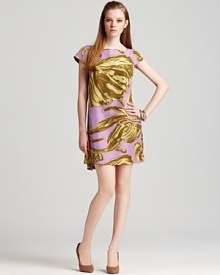 What's old is new again as proved by this silk Milly shift dress. Flaunting '50s flair, the flora-print silhouette is the picture of effortless chic--designed with a structured square neckline for an unexpected touch. What's old is new again as proved by this silk Milly shift dress. Flaunting '50s flair, the flora-print silhouette is the picture of effortless chic--designed with a structured square neckline for an unexpected touch.