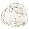 A soft floral motif exquisitely adorns Lenox's Paisley Terrace white-bodied porcelain 5-piece place setting. Mica accents and gleaming platinum trim complete the traditional-modern look.