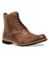 These boots for men combine smooth, modern style with can't-bust-'em attitude. This pair of zippered Timberland men's boots makes a great addition to your dressed-down lineup.