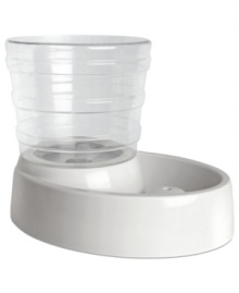 Made with a continuous, bubbling stream to prevent stagnation and a pet-proof covered reservoir to prevent spills, this portable Animal Planet Pet Fountain keeps your dog or cat hydrated and healthy with a generous three-quart supply of clean drinking water. Made with a continuous, bubbling stream to prevent stagnation and a pet-proof covered reservoir to prevent spills, this portable Animal Planet Pet Fountain keeps your dog or cat hydrated and healthy with a generous three-quart supply of clean drinking water.