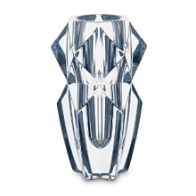With pieces shaped after a multi-cut diamond, this collection was named after a perfect diamond acquired in 1717 by the Regent of France. With pieces shaped after a multi-cut diamond, this collection was named after a perfect diamond acquired in 1717 by the Regent of France.